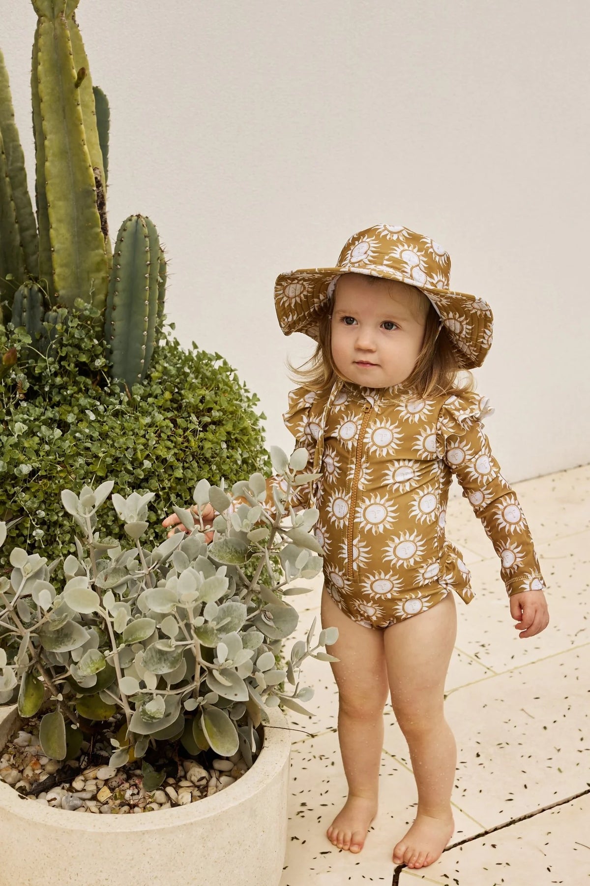 Baby girl swimsuit long sleeve online