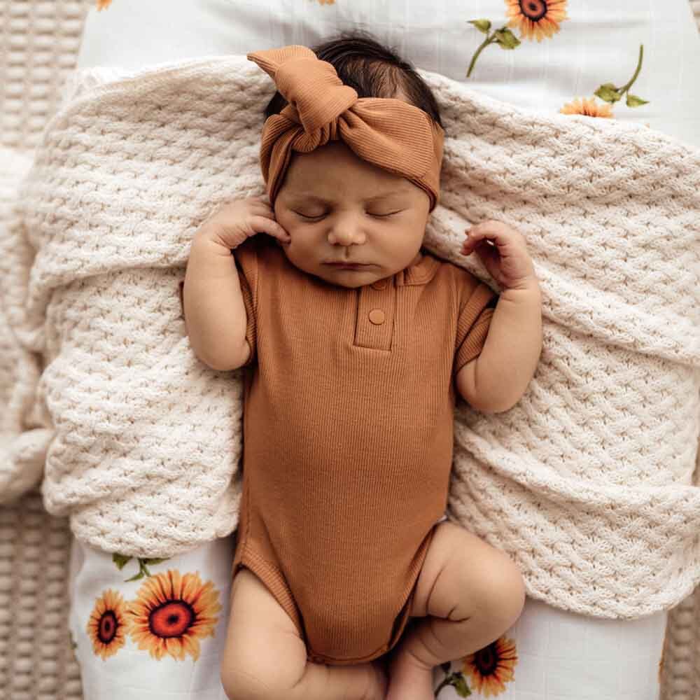 Snuggle Hunny Kids - Chestnut Short Sleeve Organic Bodysuit