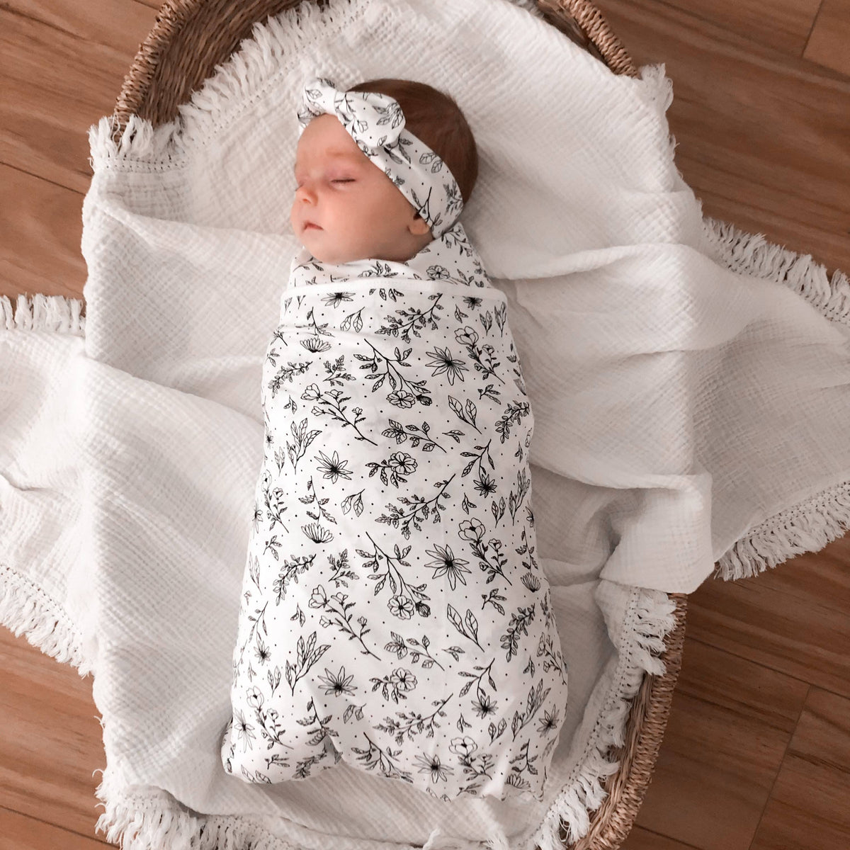 CMC GOLD - Swaddle Set | Calla Polka Dot Floral